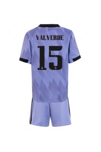 Fotbalové Dres Real Madrid Federico Valverde #15 Dětské Venkovní Oblečení 2022-23 Krátký Rukáv (+ trenýrky)